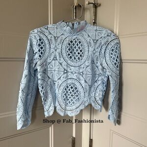 🛍️ Banjul baby blue Cropped Crochet Blouse size Small